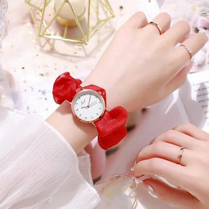 Stylish Women's watch with Water Resistant Bracelet